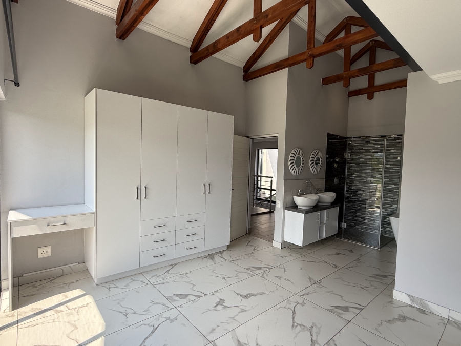 3 Bedroom Property for Sale in The Islands Estates North West